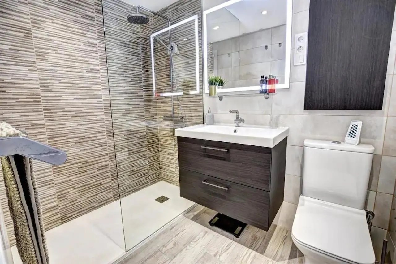 Stunning 1 Bed Apt Benalmadena Apartment